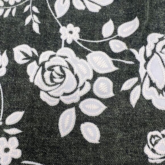 Papermoon Blouse 3X Gray Green Tones Floral White Rose Print Split Neck Top - Picture 7 of 9